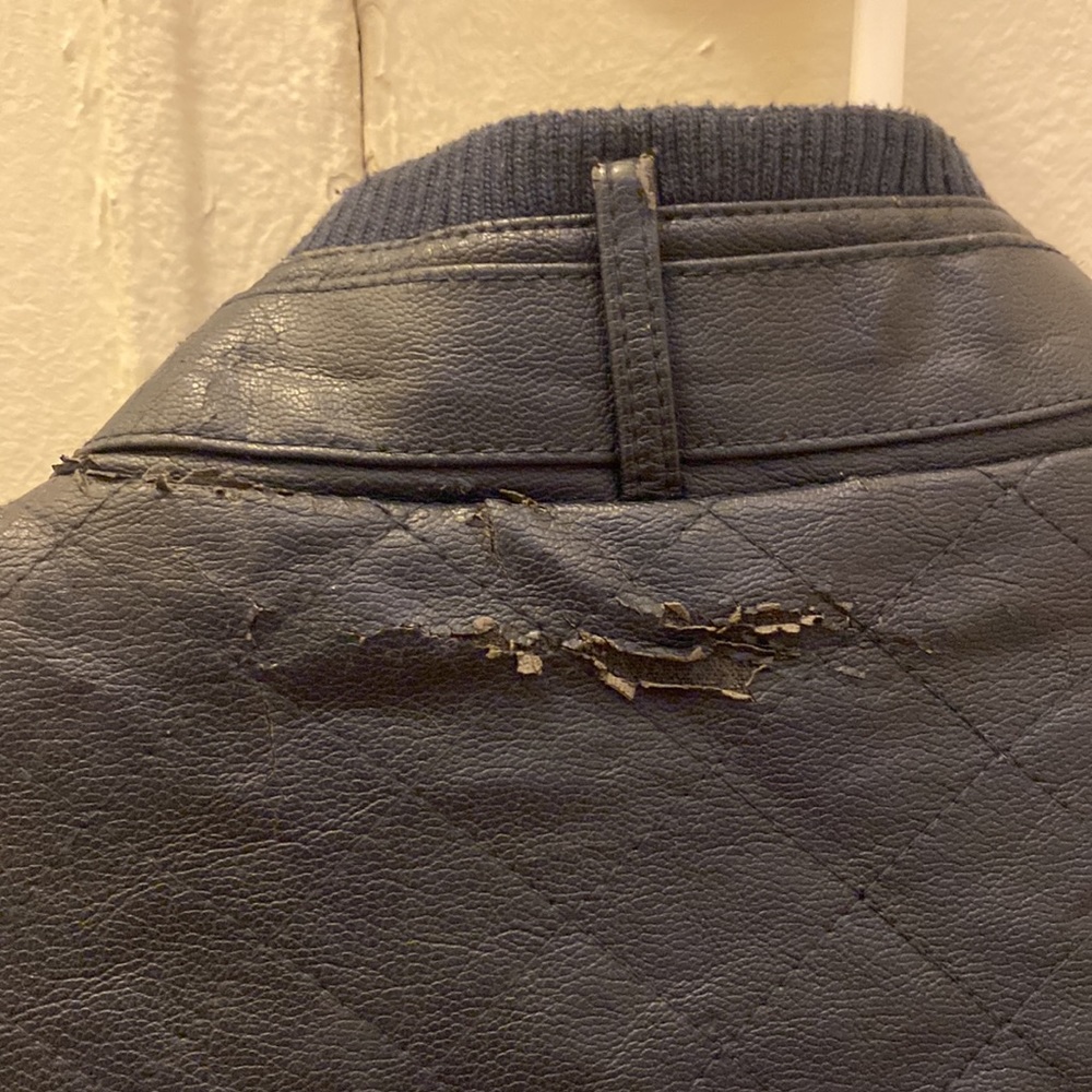 Guess Jacket - Picture 5 of 5